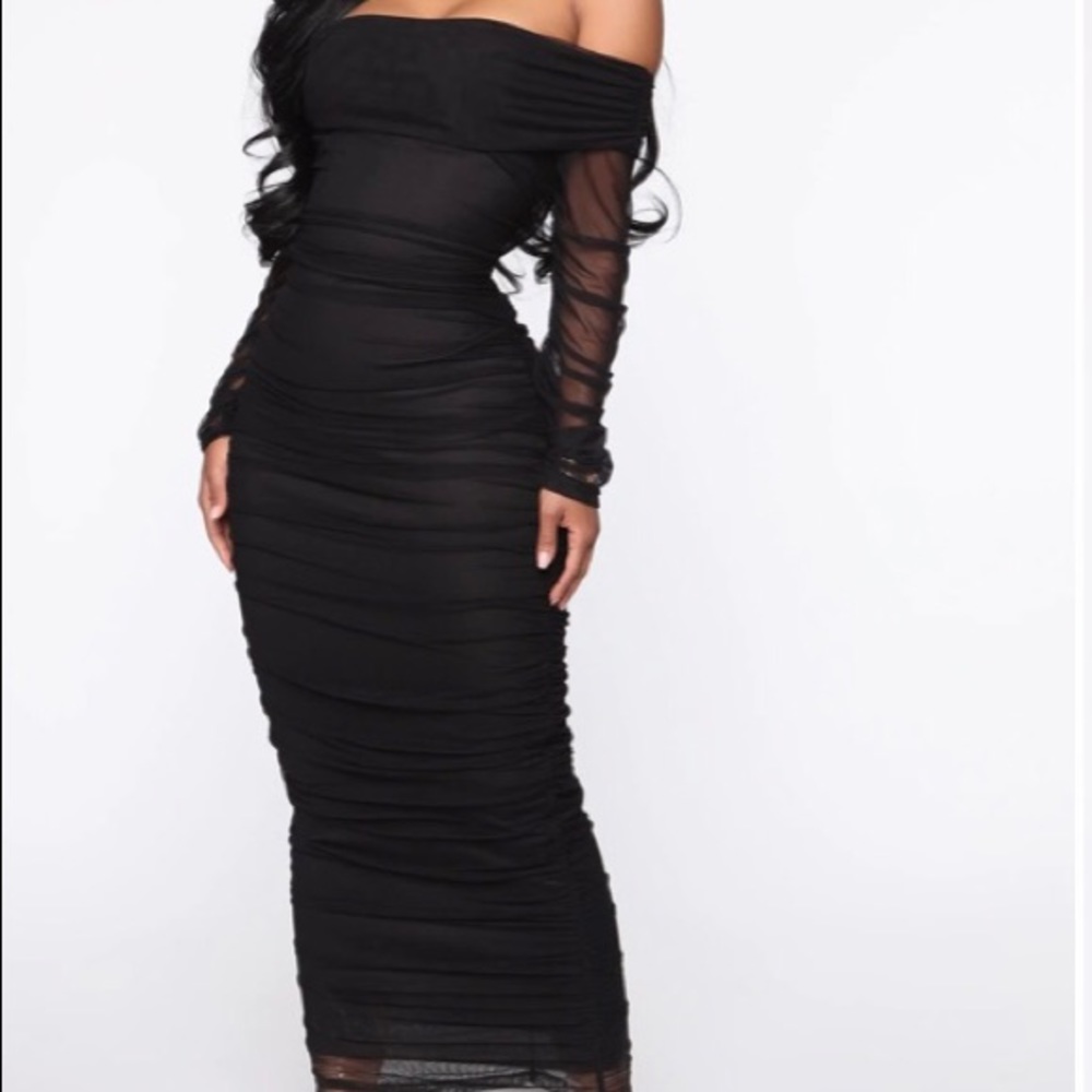 Black ruched dress